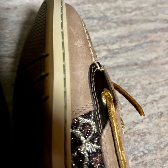 Sperry slip on shoes with glittery animal print - Picture 16 of 16